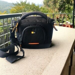 Logic Case Camcorder Kit Camera Case Bag Holder